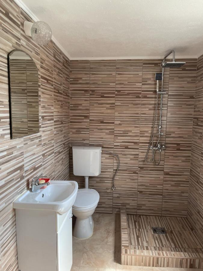 Lakeview Apartments Jolicic Virpazar Extérieur photo